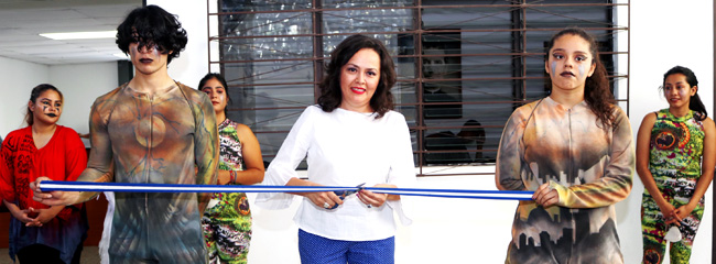 Instalaci&oacute;n art&iacute;stica sobre la contaminaci&oacute;n que generan los desechos