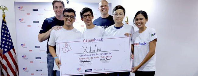 Alumnos de la Facultad de Estudios Tecnológicos ganan competencia Cihuahack en la categoría: Creación de guía turística