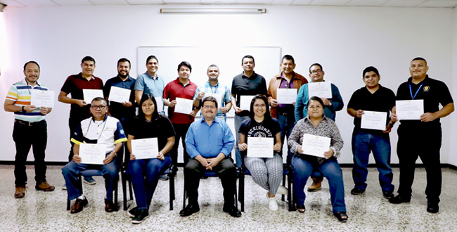 Docentes de la Facultad de Aeron&aacute;utica se forman en regulaci&oacute;n de aviaci&oacute;n civil