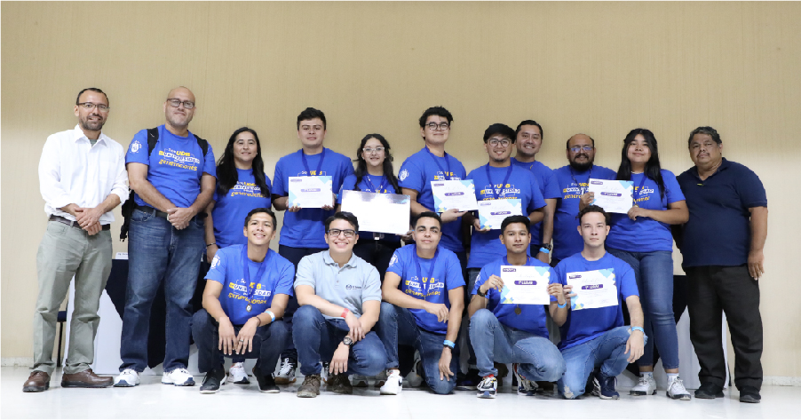 Estudiantes de Ingeniería logran primeros lugares en la Competencia Nacional de Robótica y Automatización ISAINNOVA