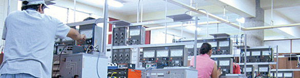 Técnico en Mantenimiento Aeronático Escuela de Eléctrica
