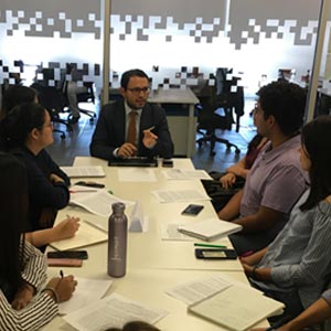 Alumnos de Diseño Gráfico desarrollaron proyecto en el marco del convenio entre UDB y Banco Agrícola para el desarrollo de prácticas profesionales 