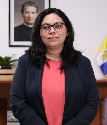 Directora de Escuela de Mercadotecnia