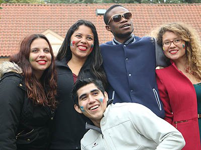 Edgar Regalado realiza estudios de maestría en República Checa