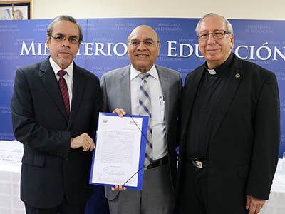 Reacreditación Institucional