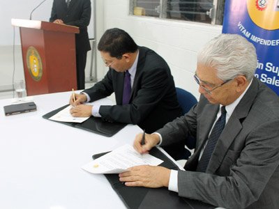 Firma de convenio UDB-ASPROC