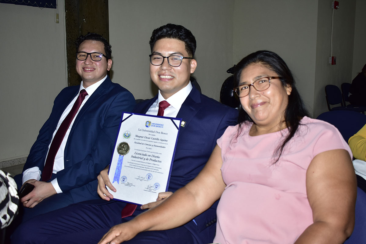 CEREMONIAS DE GRADUACIÓN DE CICLO 02-2025 - DÍA 1 - ACTO 2