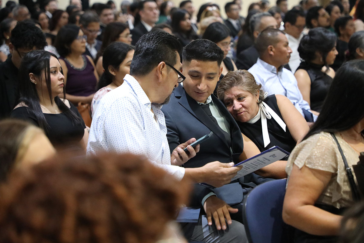 CEREMONIAS DE GRADUACIÓN DE CICLO 02-2025 - DÍA 1 - ACTO 2