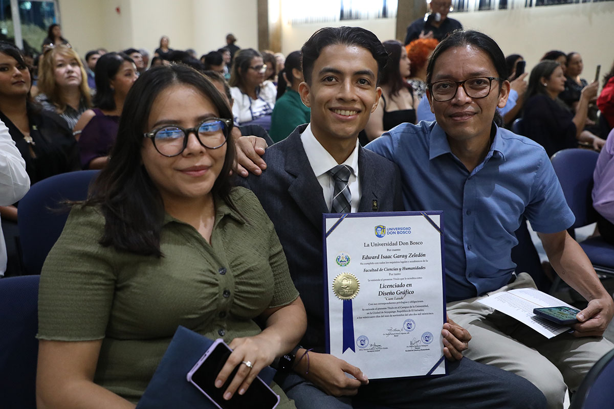 CEREMONIAS DE GRADUACIÓN DE CICLO 02-2025 - DÍA 1 - ACTO 2