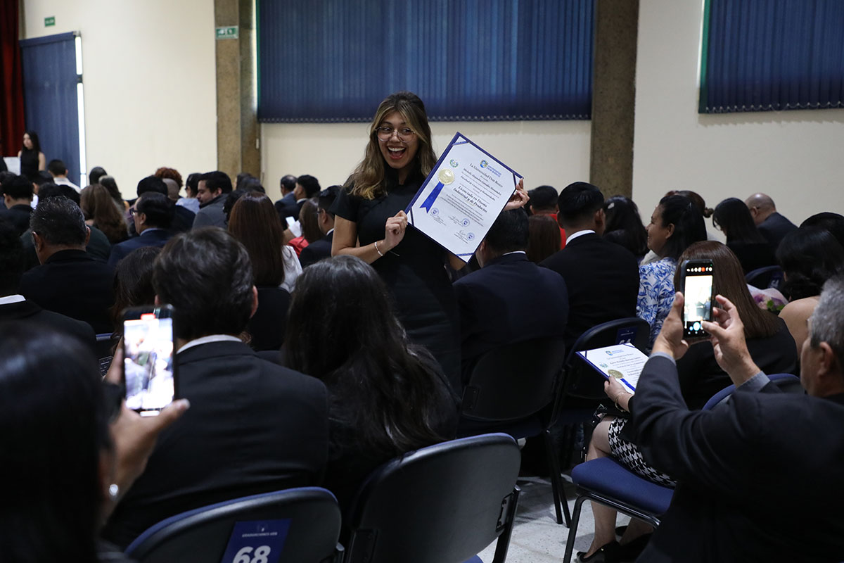 CEREMONIAS DE GRADUACIÓN DE CICLO 02-2025 - DÍA 1 - ACTO 2