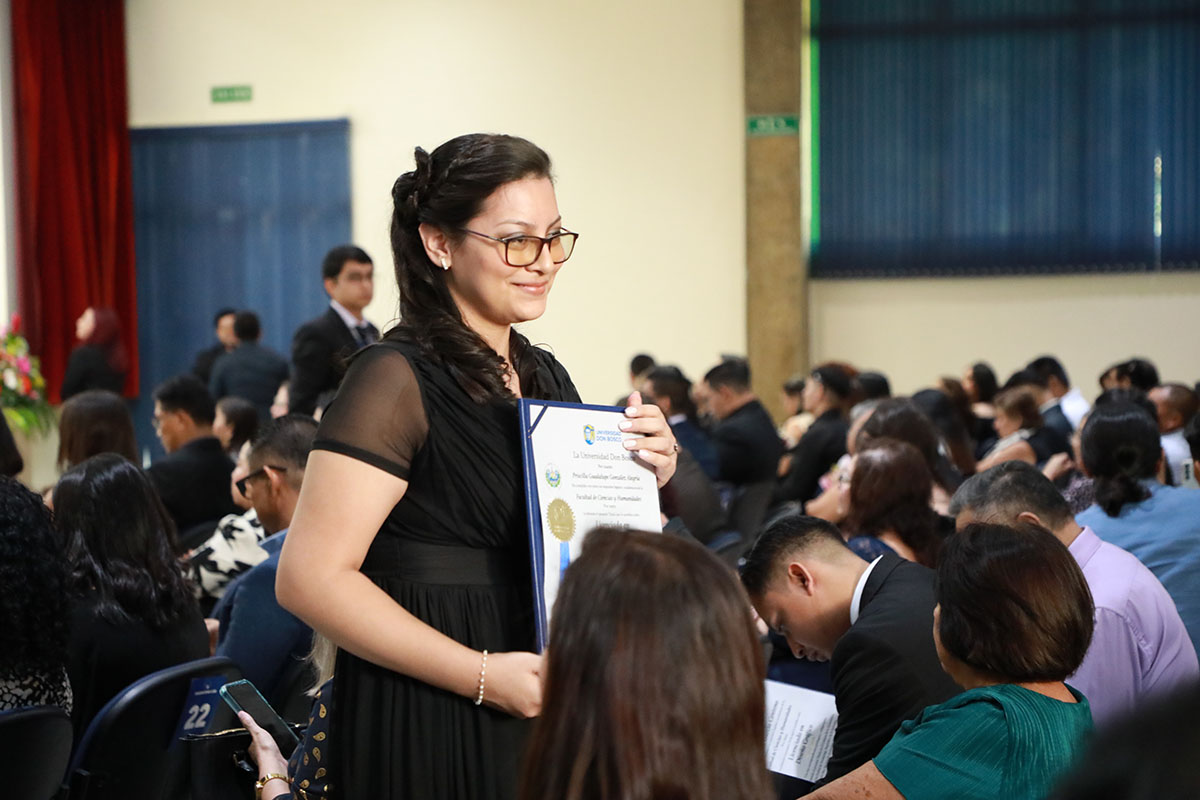 CEREMONIAS DE GRADUACIÓN DE CICLO 02-2025 - DÍA 1 - ACTO 2