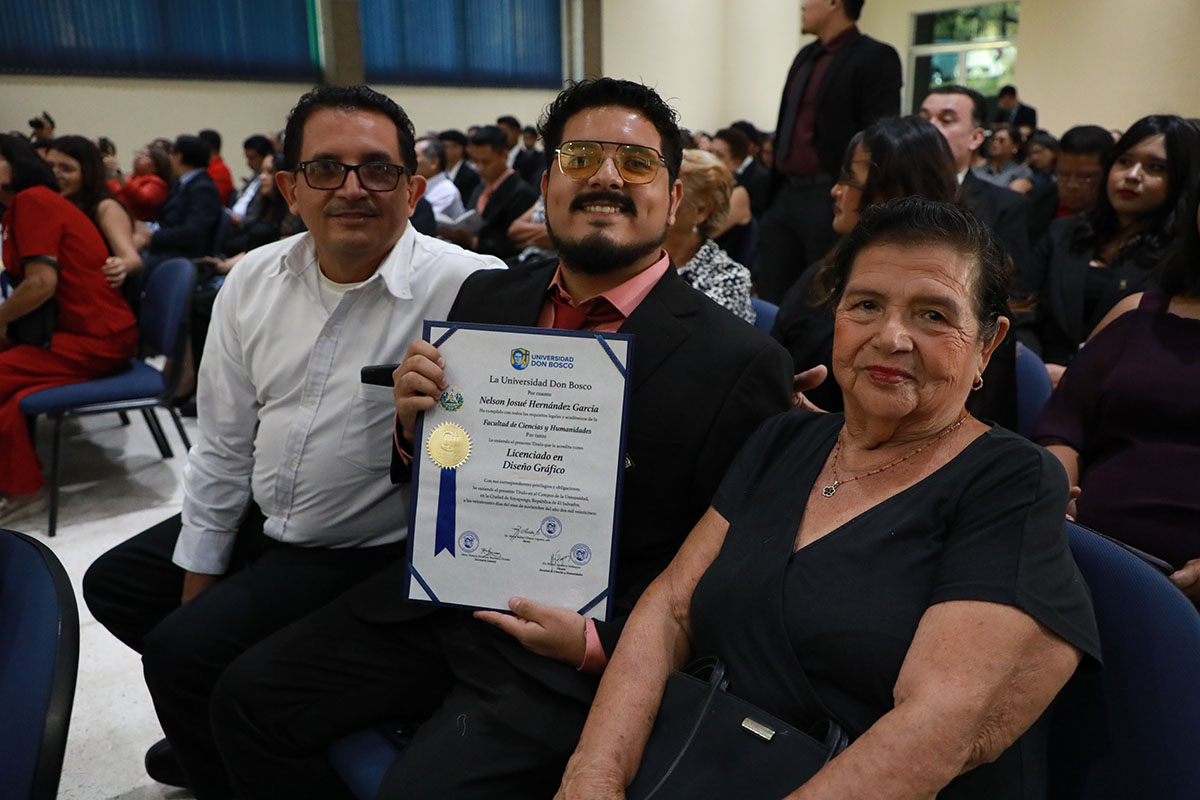 CEREMONIAS DE GRADUACIÓN DE CICLO 02-2025 - DÍA 1 - ACTO 2