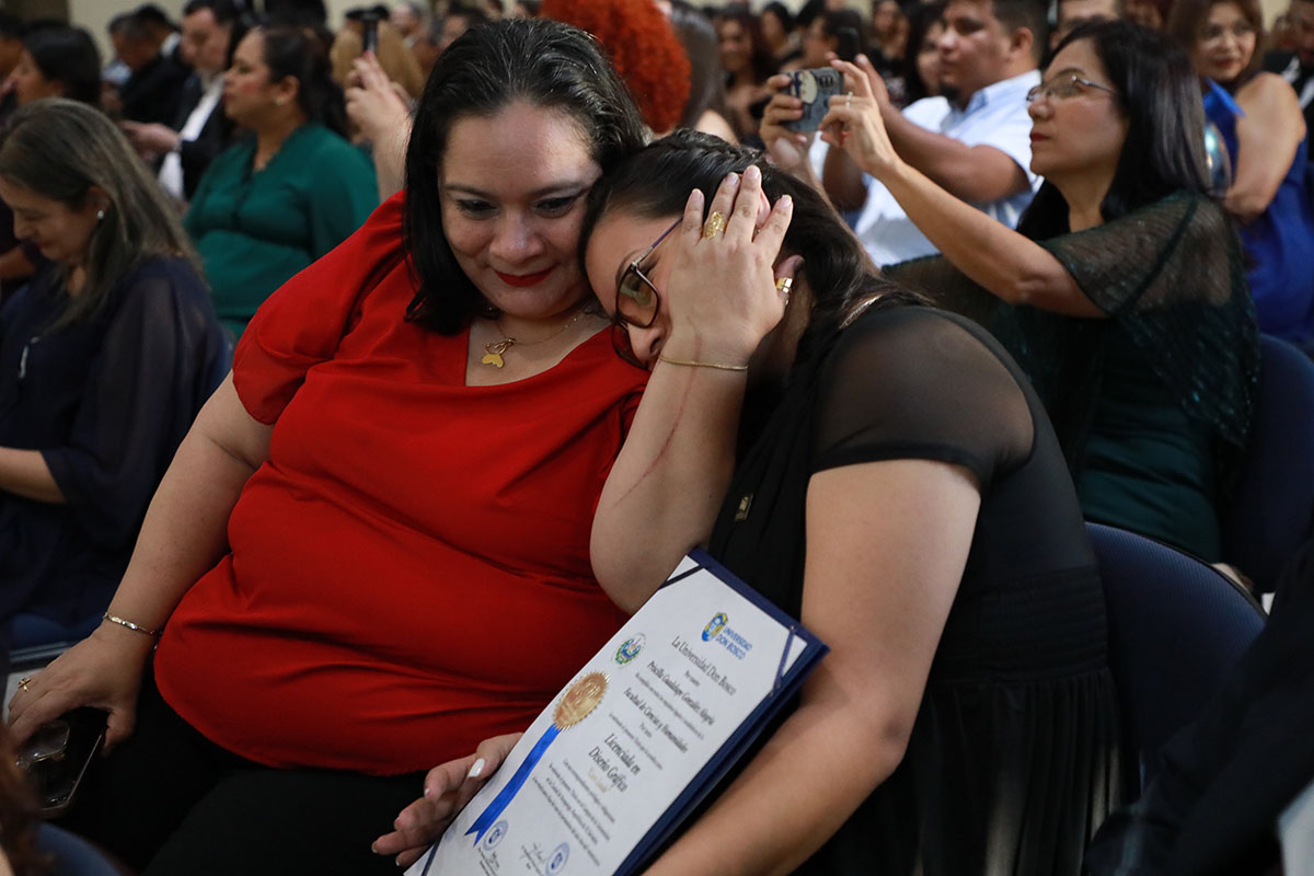 CEREMONIAS DE GRADUACIÓN DE CICLO 02-2025 - DÍA 1 - ACTO 2