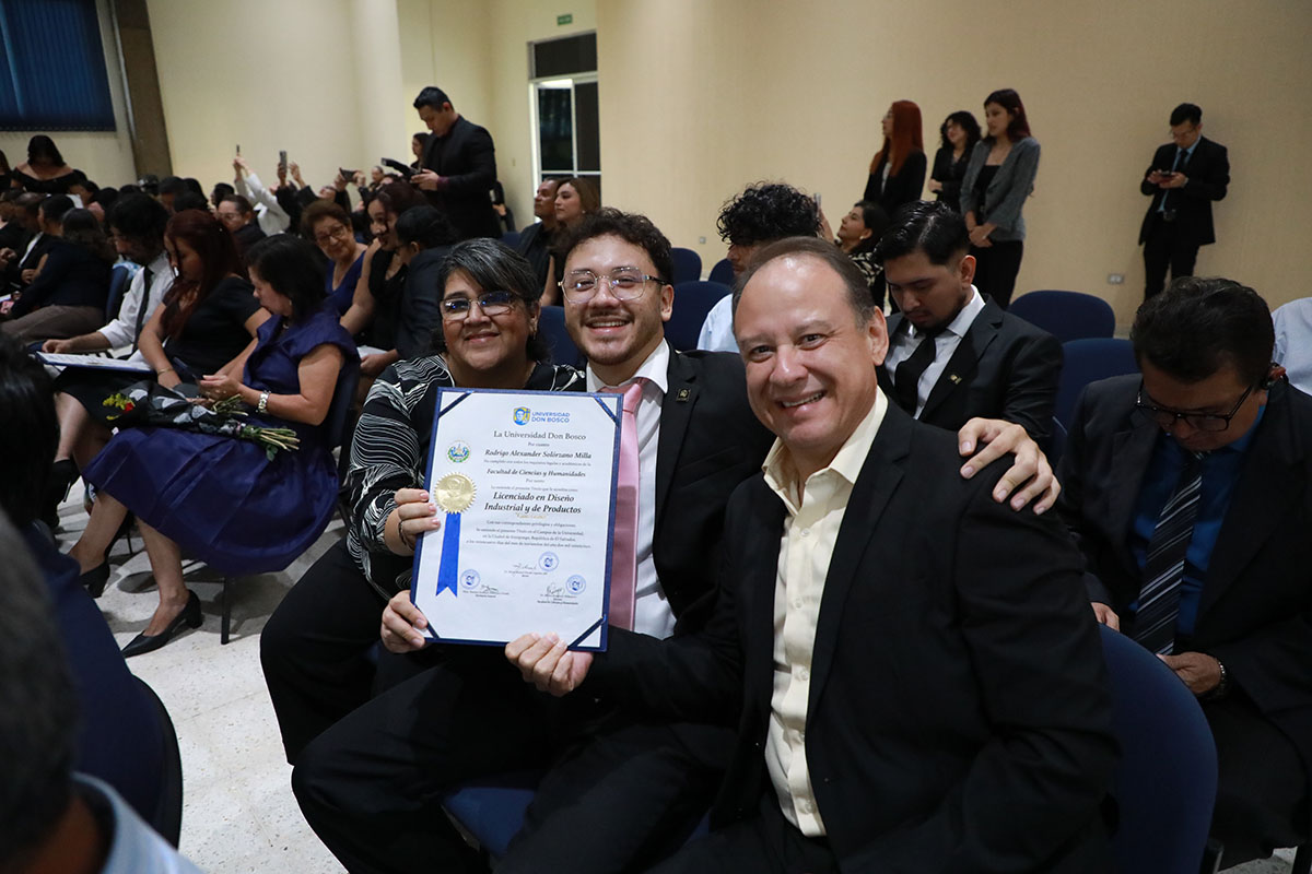 CEREMONIAS DE GRADUACIÓN DE CICLO 02-2025 - DÍA 1 - ACTO 2