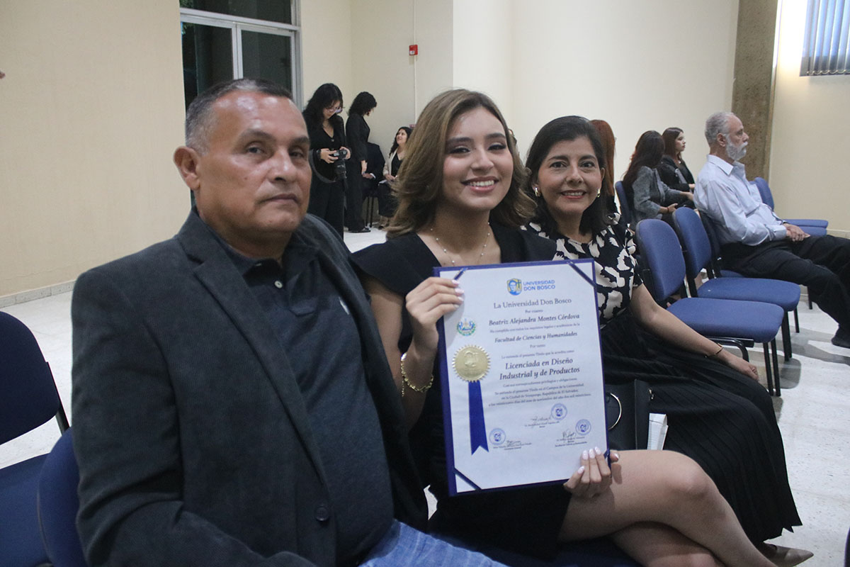 CEREMONIAS DE GRADUACIÓN DE CICLO 02-2025 - DÍA 1 - ACTO 2