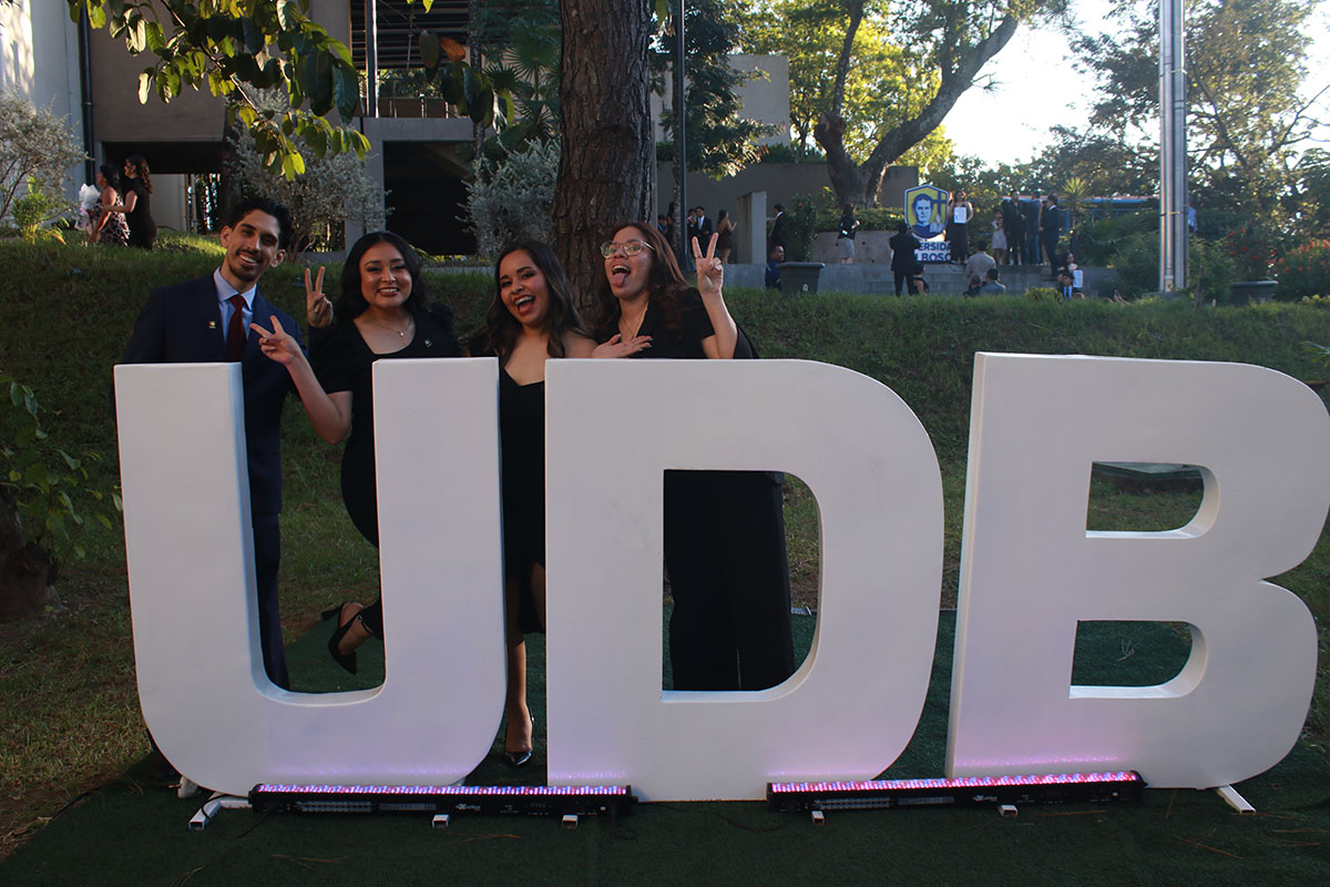 CEREMONIAS DE GRADUACIÓN DE CICLO 02-2025 - DÍA 1 - ACTO 2