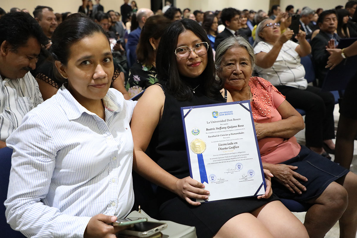 CEREMONIAS DE GRADUACIÓN DE CICLO 02-2025 - DÍA 1 - ACTO 3