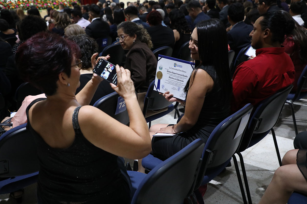 CEREMONIAS DE GRADUACIÓN DE CICLO 02-2025 - DÍA 1 - ACTO 3