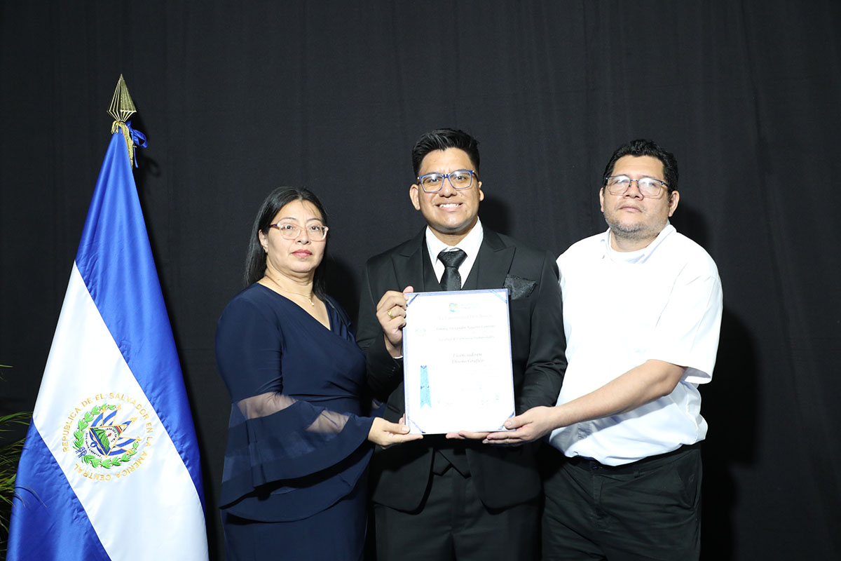 CEREMONIAS DE GRADUACIÓN DE CICLO 02-2025 - DÍA 1 - ACTO 3