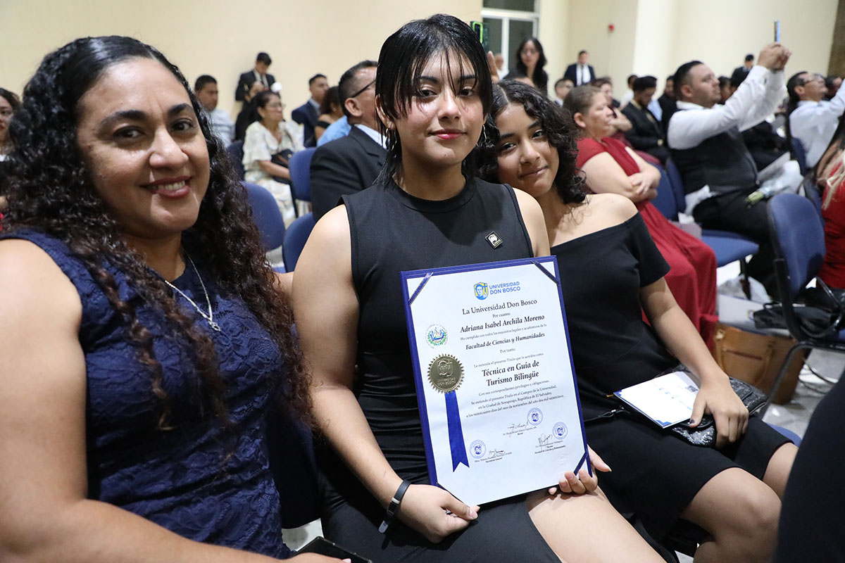 CEREMONIAS DE GRADUACIÓN DE CICLO 02-2025 - DÍA 1 - ACTO 1