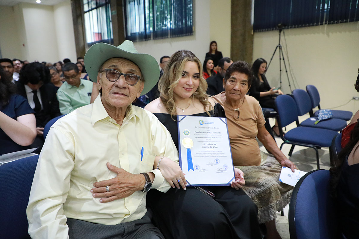 CEREMONIAS DE GRADUACIÓN DE CICLO 02-2025 - DÍA 1 - ACTO 3