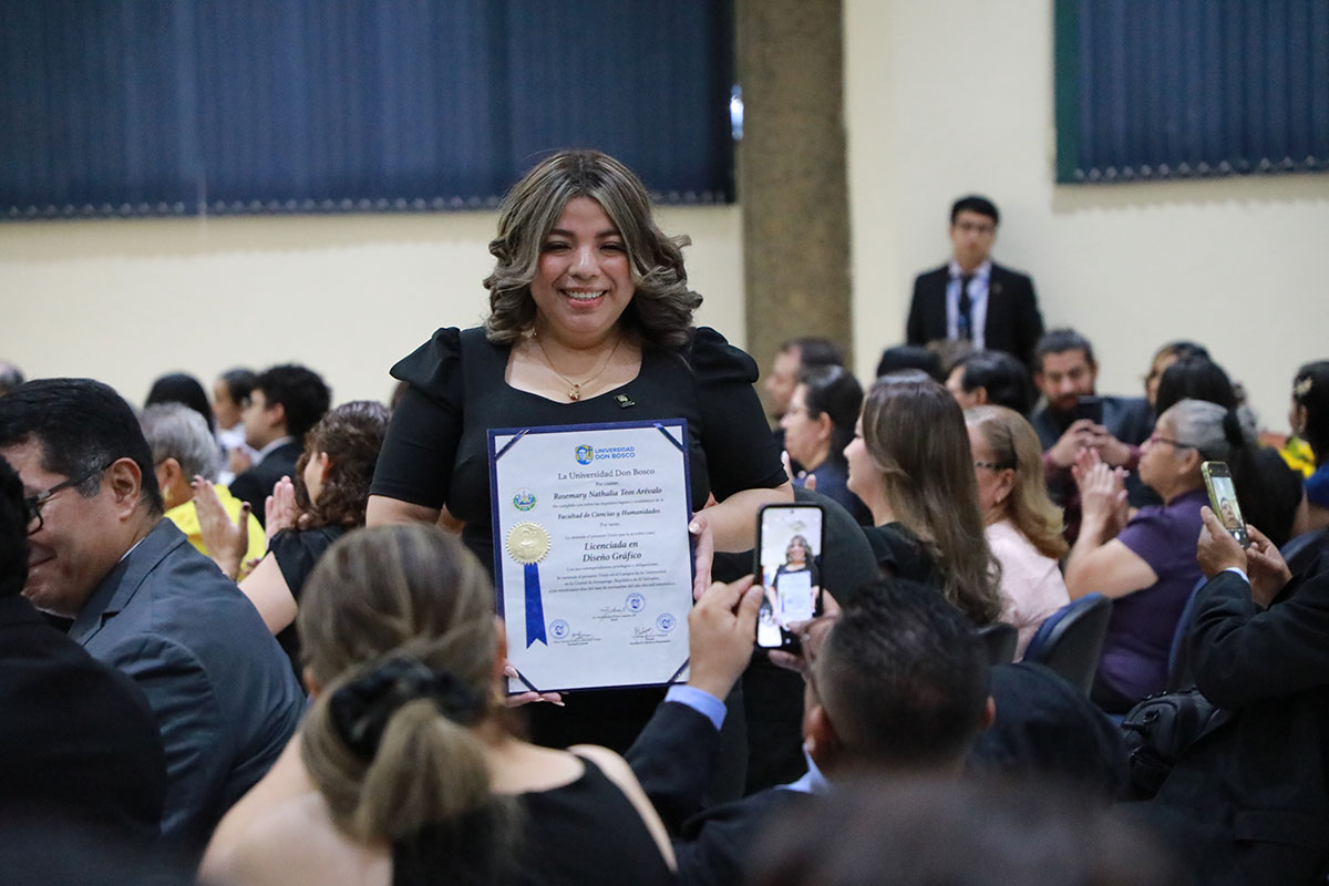 CEREMONIAS DE GRADUACIÓN DE CICLO 02-2025 - DÍA 1 - ACTO 3