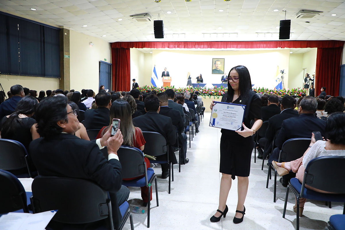CEREMONIAS DE GRADUACIÓN DE CICLO 02-2025 - DÍA 1 - ACTO 3