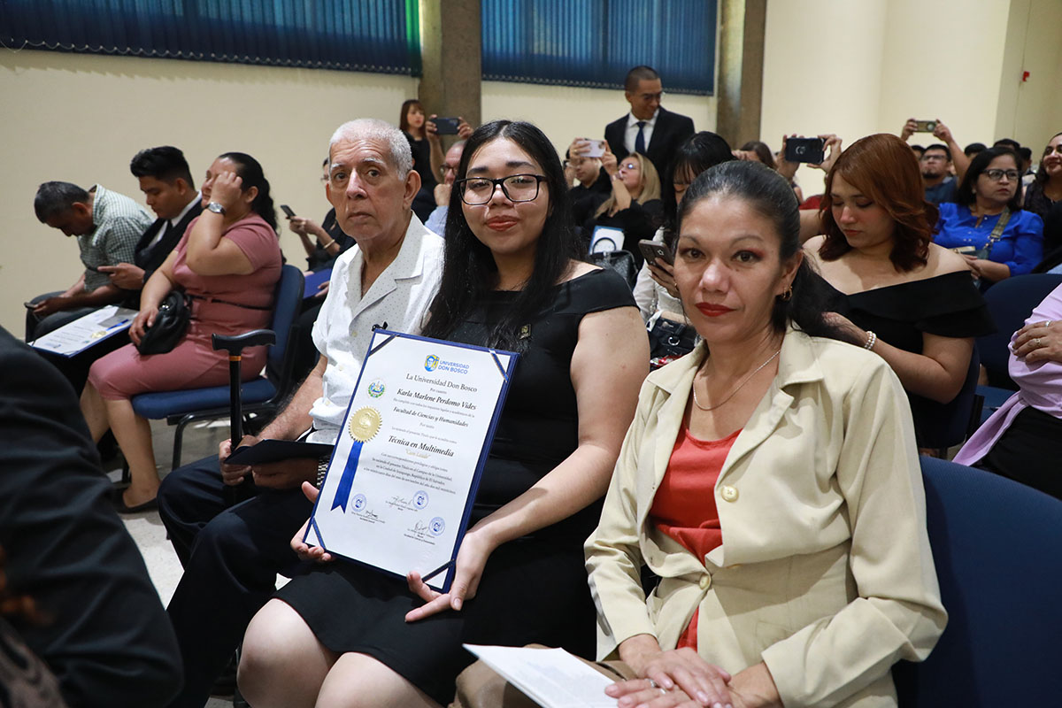 CEREMONIAS DE GRADUACIÓN DE CICLO 02-2025 - DÍA 1 - ACTO 1