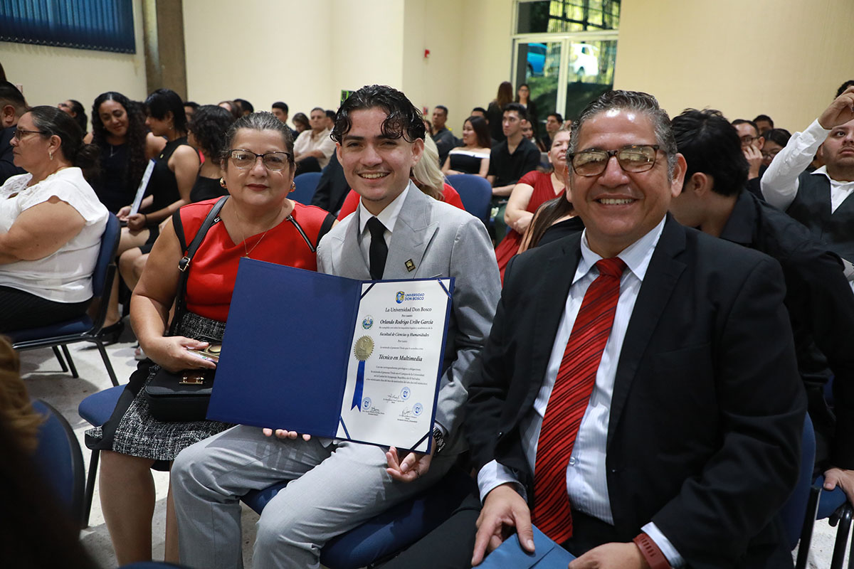 CEREMONIAS DE GRADUACIÓN DE CICLO 02-2025 - DÍA 1 - ACTO 1