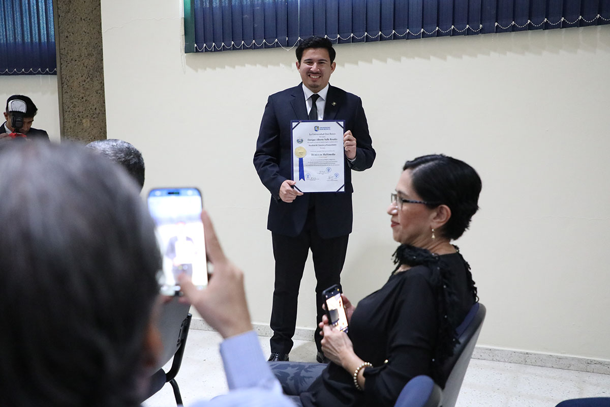 CEREMONIAS DE GRADUACIÓN DE CICLO 02-2025 - DÍA 1 - ACTO 1