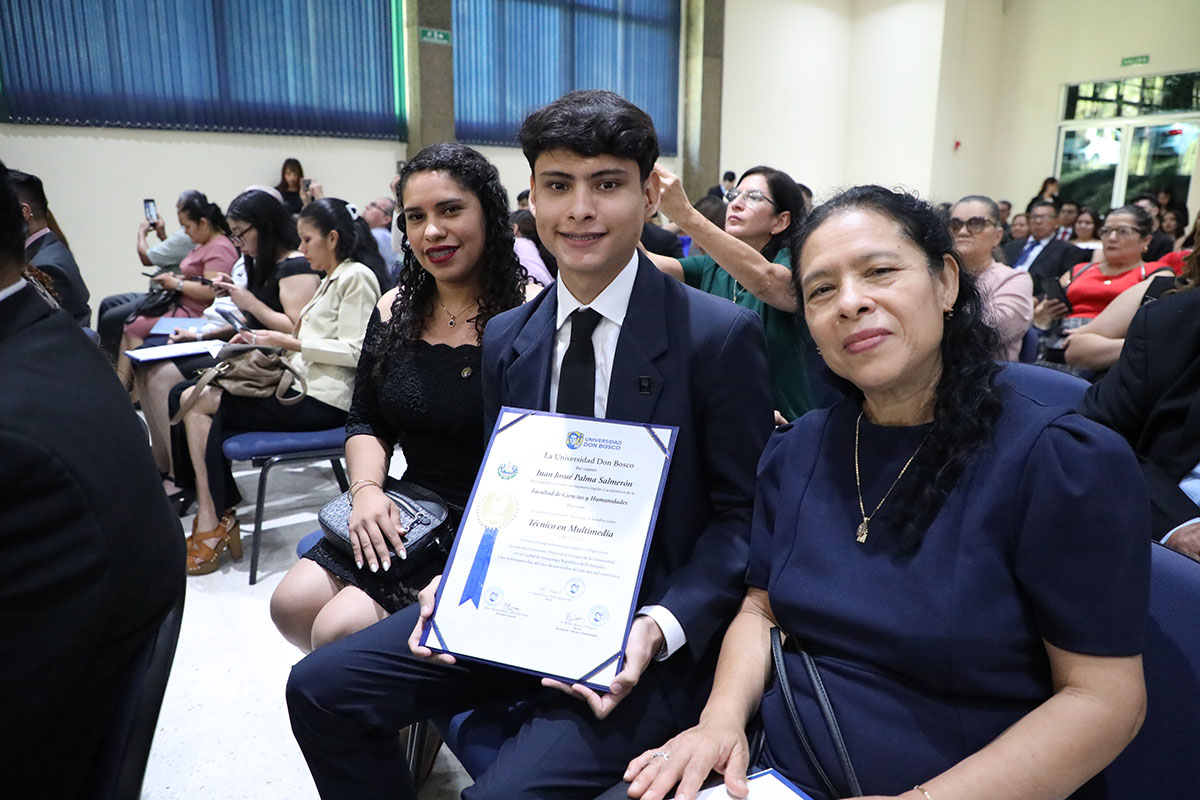 CEREMONIAS DE GRADUACIÓN DE CICLO 02-2025 - DÍA 1 - ACTO 1