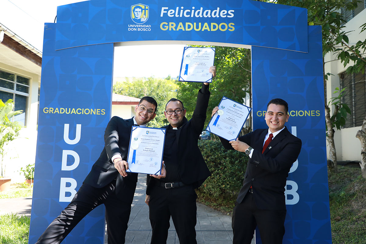 CEREMONIAS DE GRADUACIÓN DE CICLO 02-2025 - DÍA 1 - ACTO 1