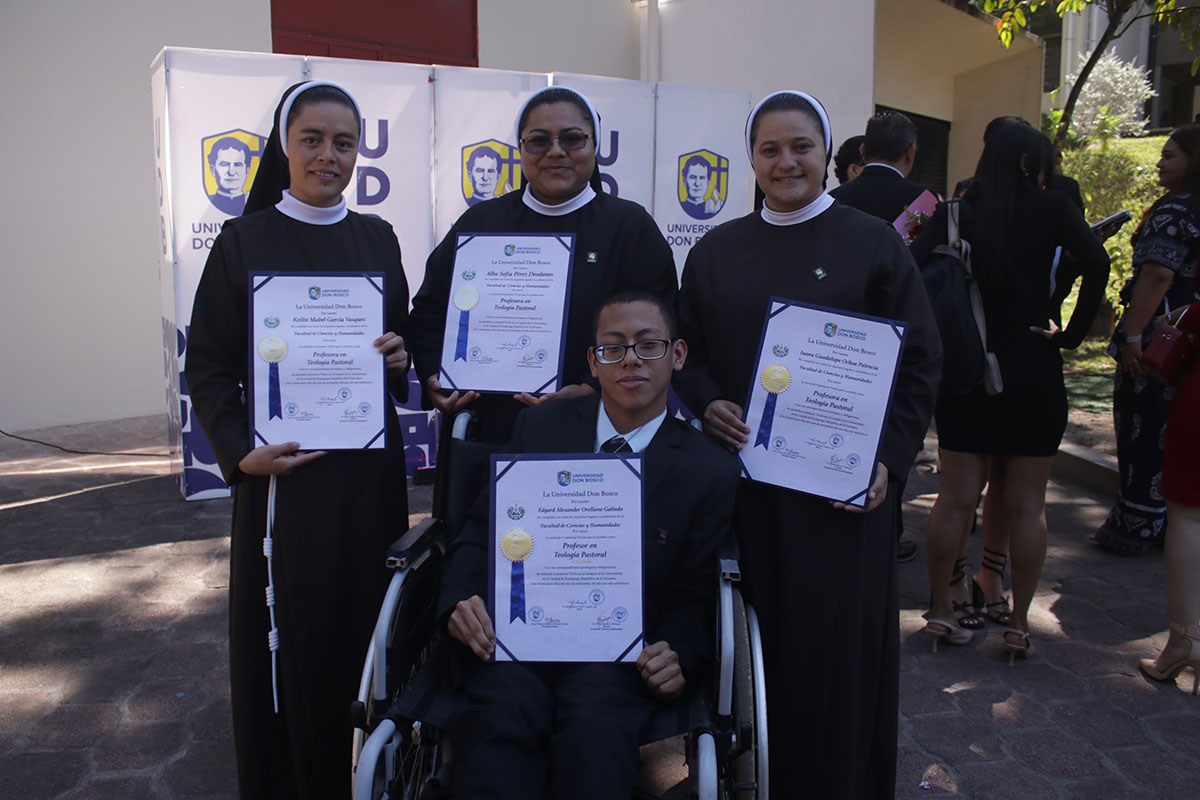 CEREMONIAS DE GRADUACIÓN DE CICLO 02-2025 - DÍA 1 - ACTO 1