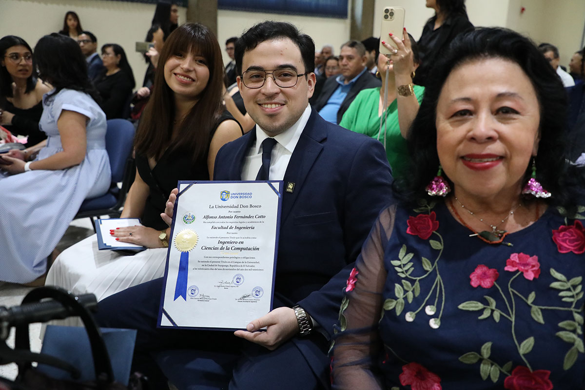 CEREMONIAS DE GRADUACIÓN DE CICLO 02-2025 - DÍA 3 - ACTO 8