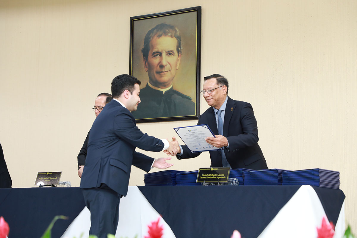 CEREMONIAS DE GRADUACIÓN DE CICLO 02-2025 - DÍA 3 - ACTO 8