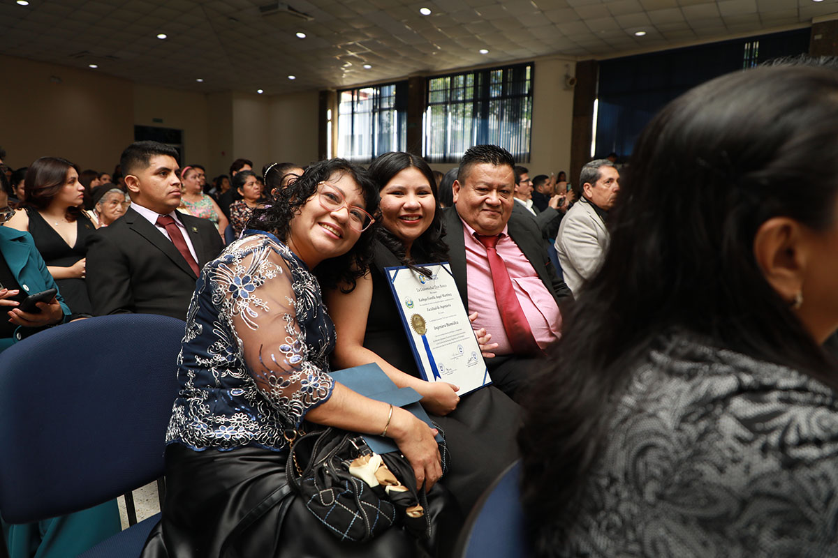 CEREMONIAS DE GRADUACIÓN DE CICLO 02-2025 - DÍA 3 - ACTO 8