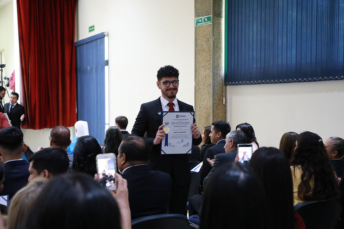 CEREMONIAS DE GRADUACIÓN DE CICLO 02-2025 - DÍA 3 - ACTO 8