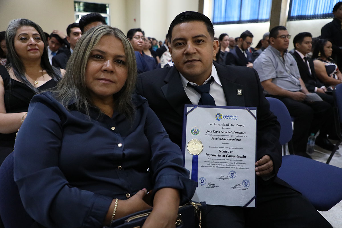 CEREMONIAS DE GRADUACIÓN DE CICLO 02-2025 - DÍA 3 - ACTO 7