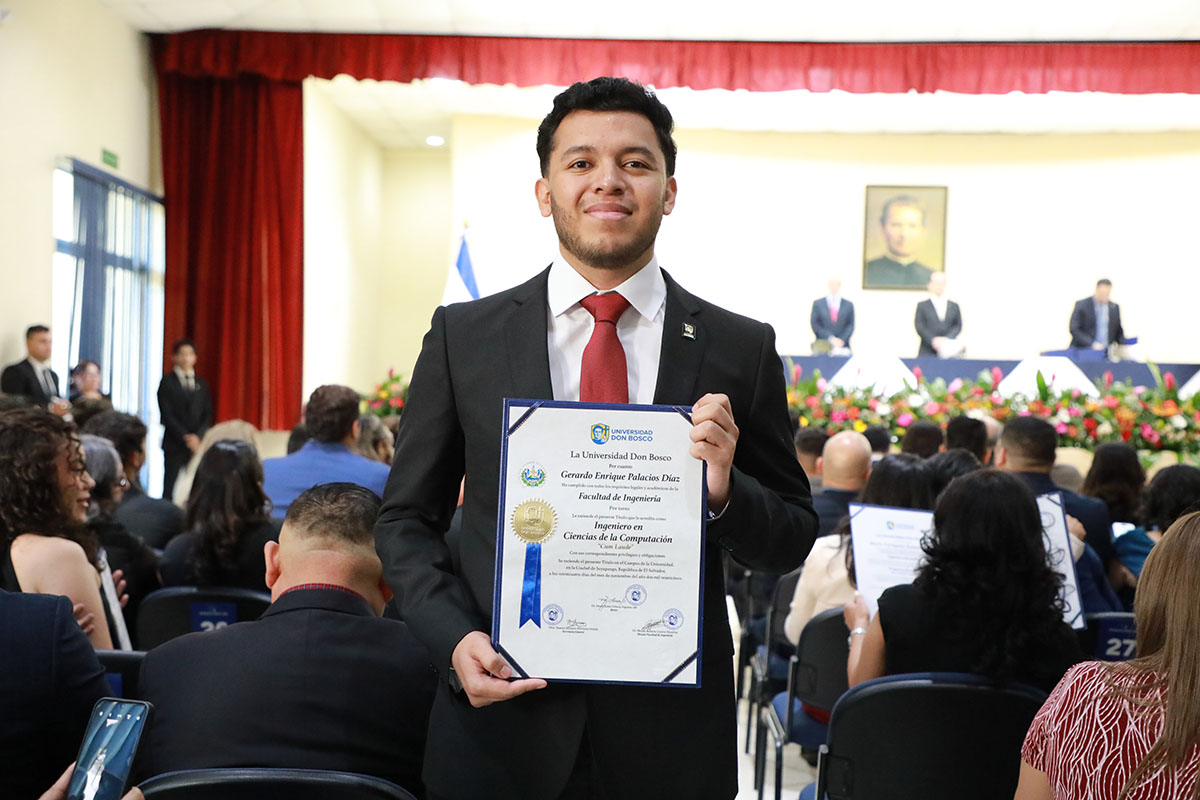 CEREMONIAS DE GRADUACIÓN DE CICLO 02-2025 - DÍA 3 - ACTO 8