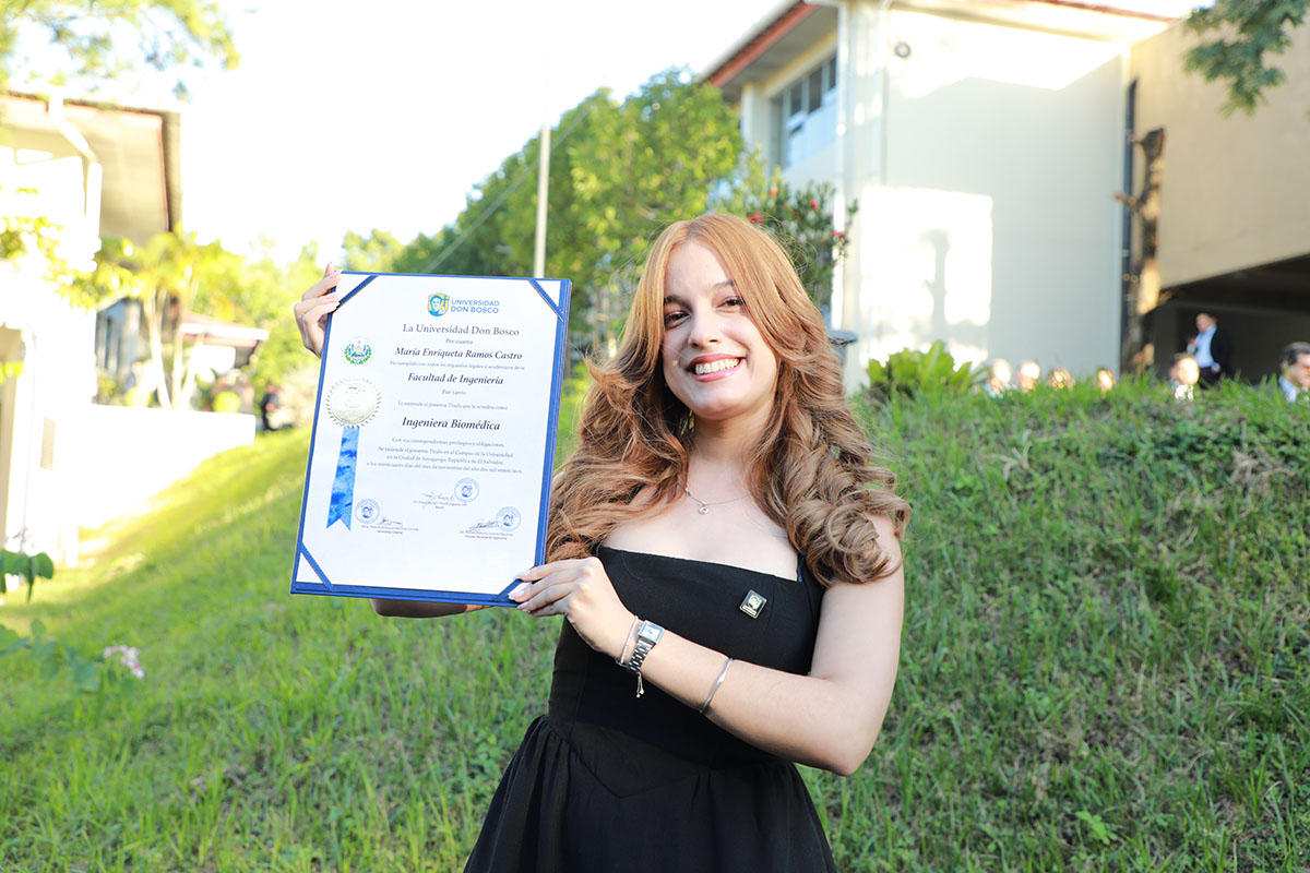 CEREMONIAS DE GRADUACIÓN DE CICLO 02-2025 - DÍA 3 - ACTO 8