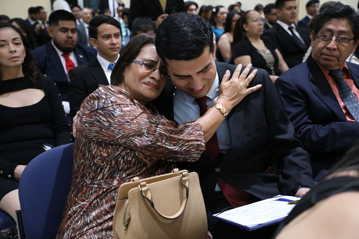 CEREMONIAS DE GRADUACIÓN DE CICLO 02-2025 - DÍA 3 - ACTO 7