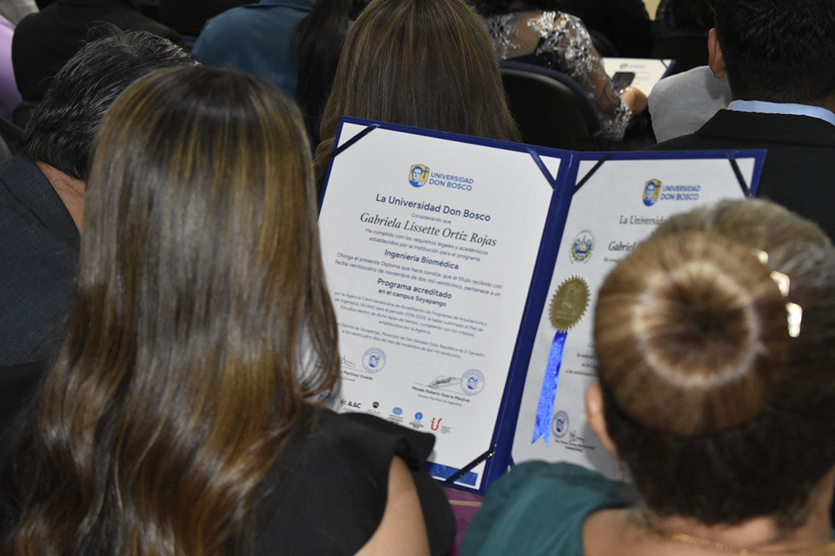 CEREMONIAS DE GRADUACIÓN DE CICLO 02-2025 - DÍA 3 - ACTO 8