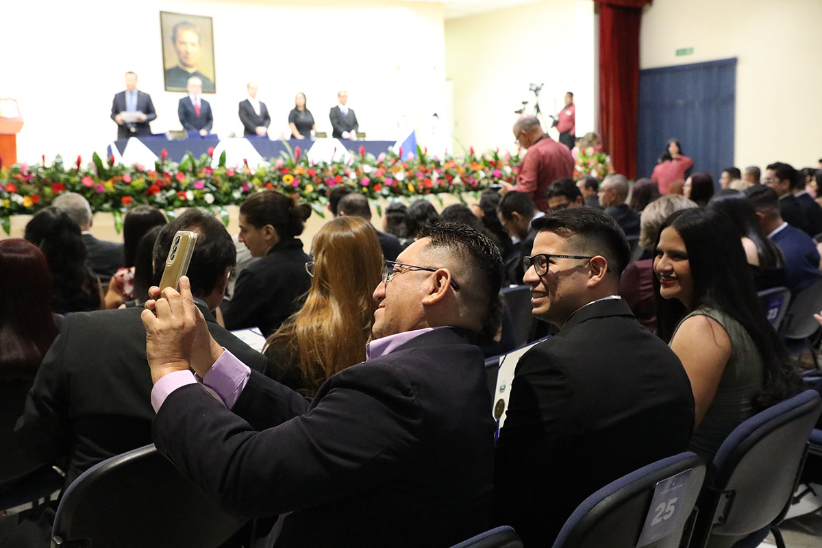 CEREMONIAS DE GRADUACIÓN DE CICLO 02-2025 - DÍA 3 - ACTO 9