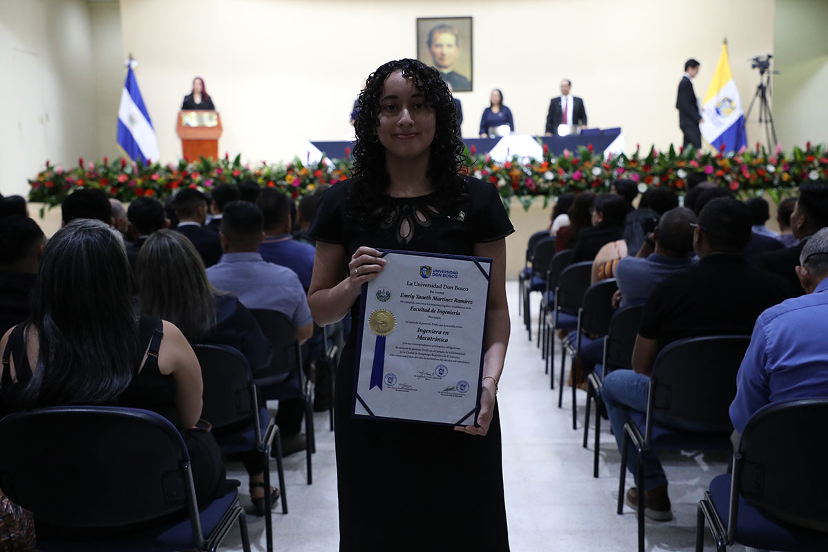 CEREMONIAS DE GRADUACIÓN DE CICLO 02-2025 - DÍA 3 - ACTO 7