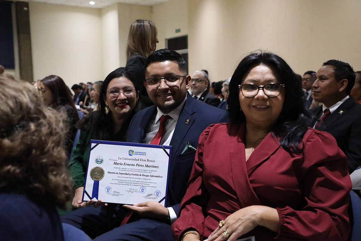 CEREMONIAS DE GRADUACIÓN DE CICLO 02-2025 - DÍA 3 - ACTO 9