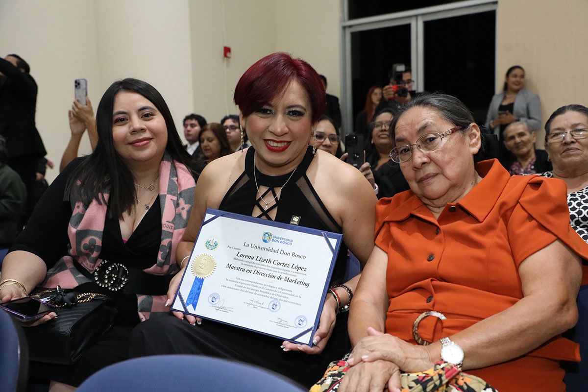 CEREMONIAS DE GRADUACIÓN DE CICLO 02-2025 - DÍA 3 - ACTO 9