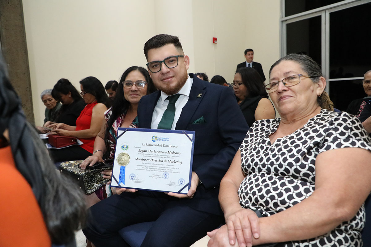 CEREMONIAS DE GRADUACIÓN DE CICLO 02-2025 - DÍA 3 - ACTO 9