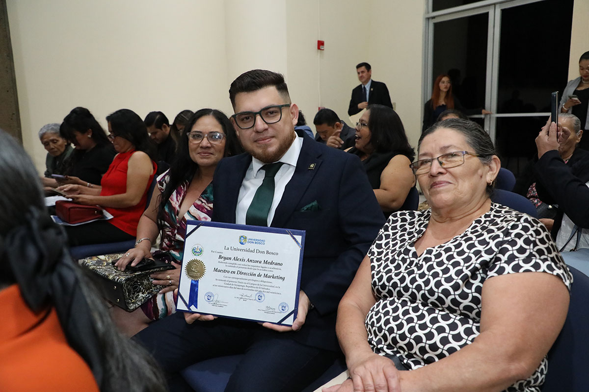 CEREMONIAS DE GRADUACIÓN DE CICLO 02-2025 - DÍA 3 - ACTO 9