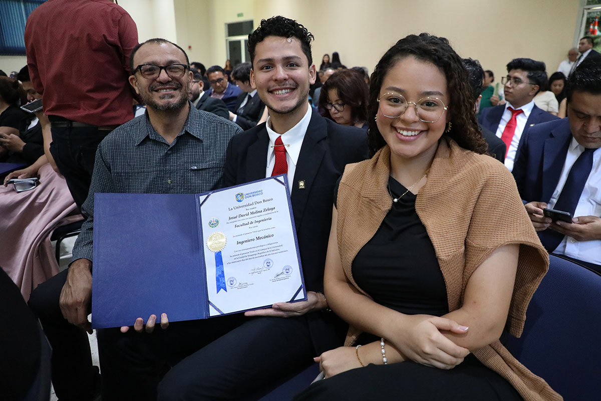 CEREMONIAS DE GRADUACIÓN DE CICLO 02-2025 - DÍA 3 - ACTO 7