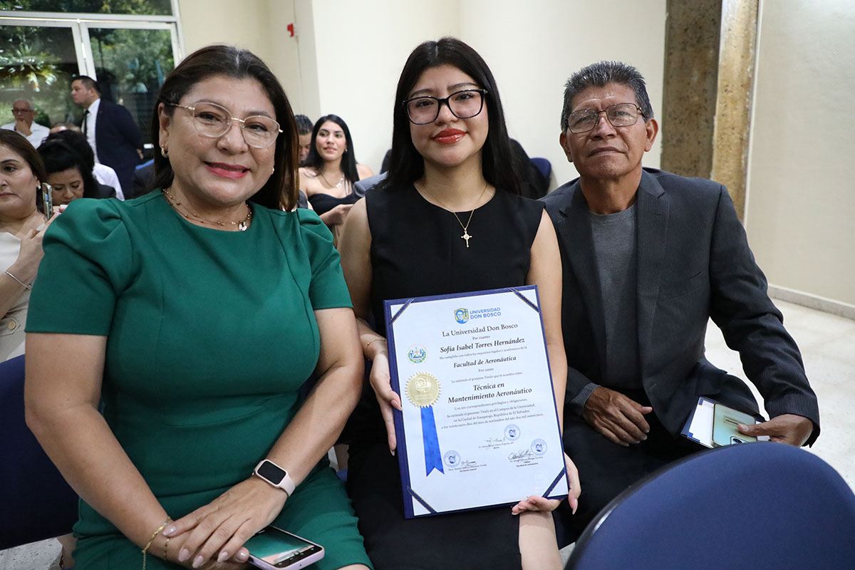 CEREMONIAS DE GRADUACIÓN DE CICLO 02-2025 - DÍA 3 - ACTO 7